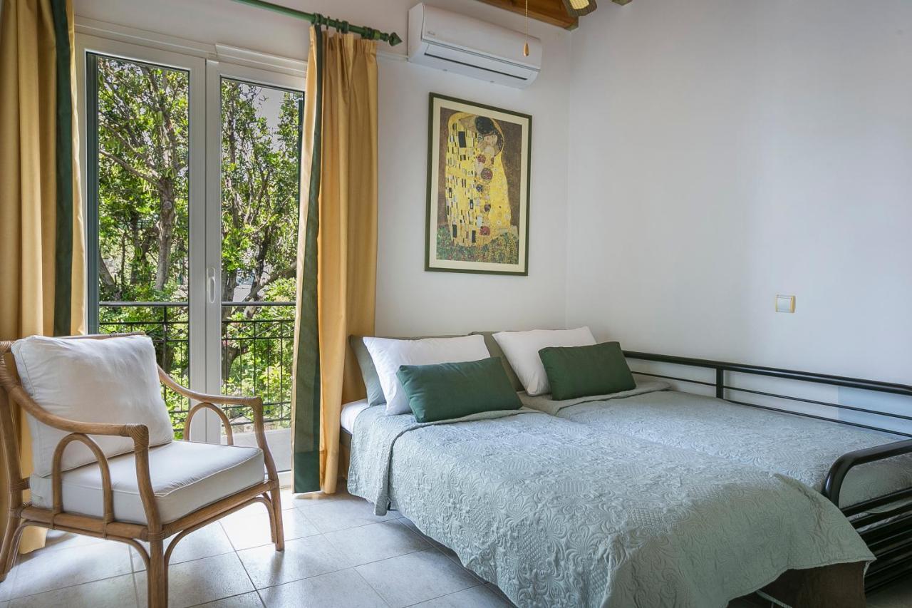 Villa Rania Lourdata  Buitenkant foto
