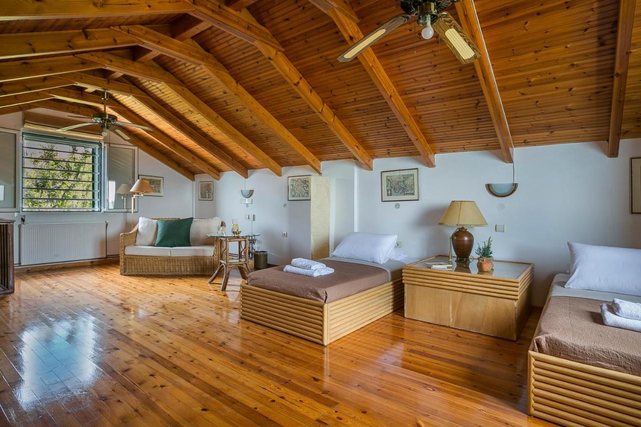 Villa Rania Lourdata  Buitenkant foto